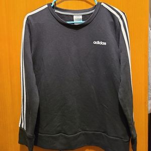 Black Adidas Crewneck size medium